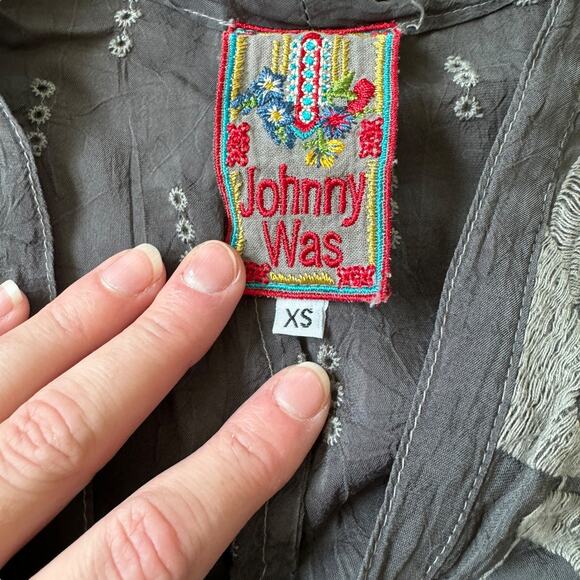 Johnny Was Grey Embroidered Top - Picture 5 of 11